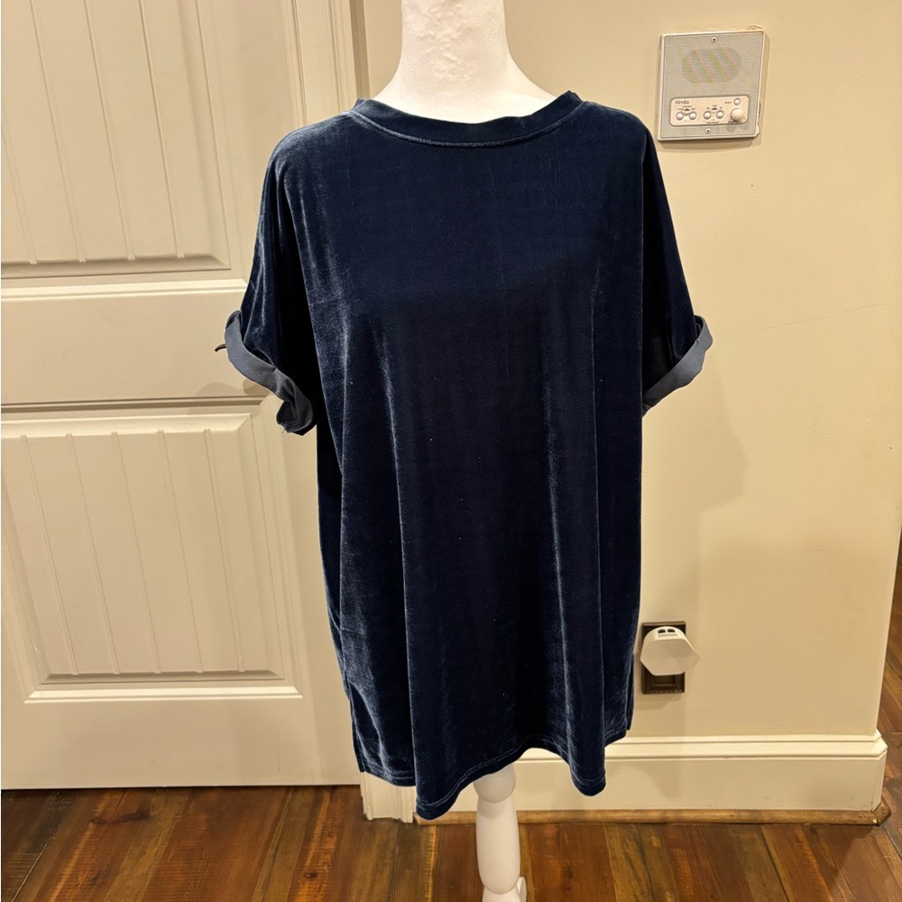 Blue velvet tunic tee